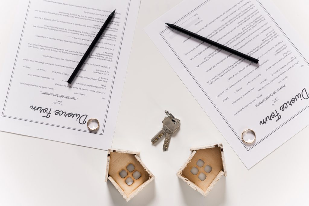 top-view-divorce-forms-table